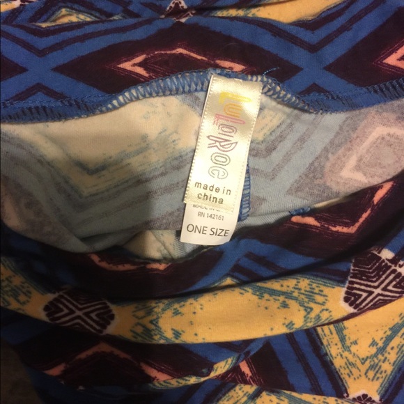 LulaRoe OS Leggings - Picture 3 of 3